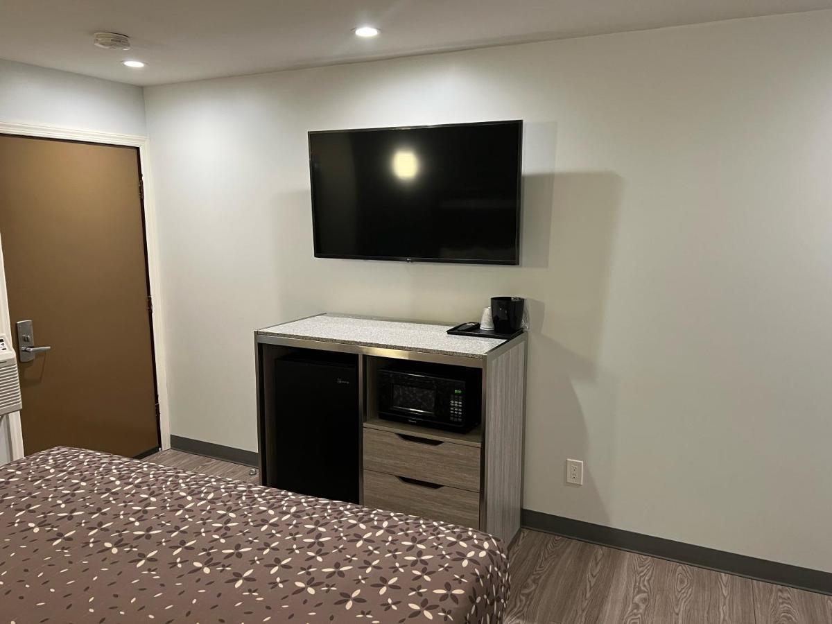 112 Motel メドフォード エクステリア 写真